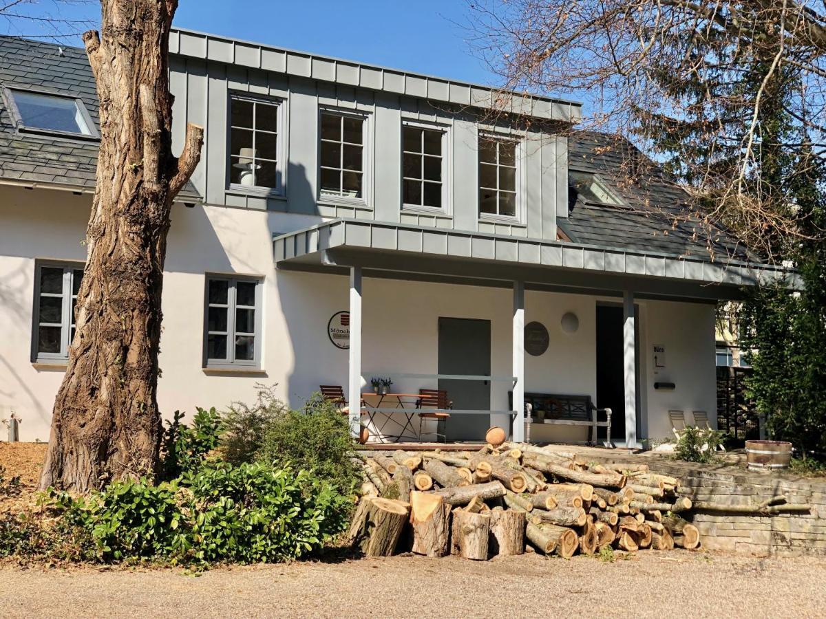 Ferienwohnung Weingut Villa Huesgen Am Moenchhof 特拉本特拉巴赫 外观 照片
