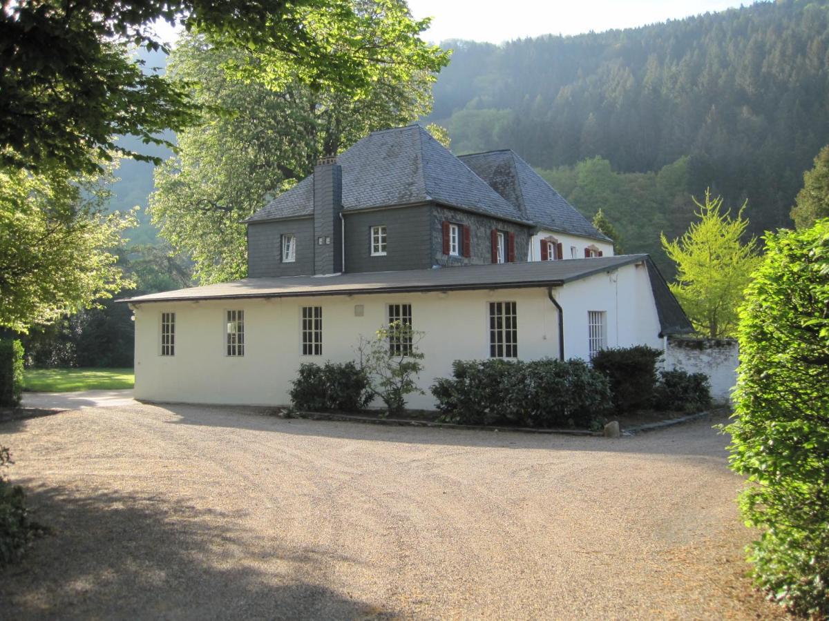 Ferienwohnung Weingut Villa Huesgen Am Moenchhof 特拉本特拉巴赫 外观 照片
