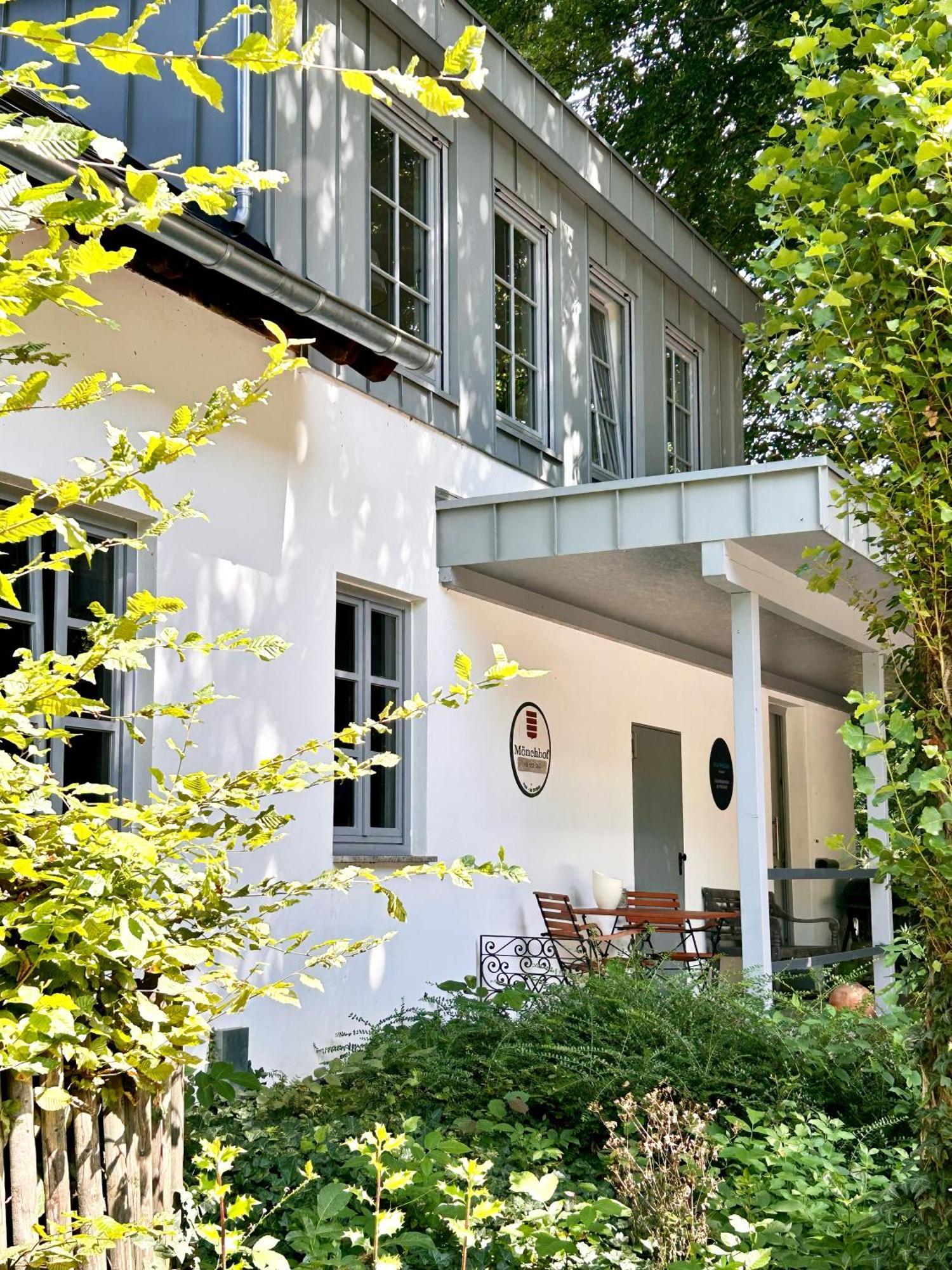 Ferienwohnung Weingut Villa Huesgen Am Moenchhof 特拉本特拉巴赫 外观 照片